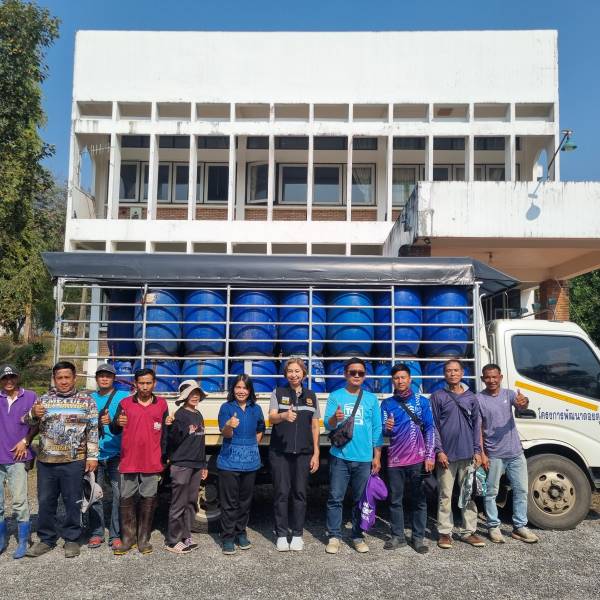 ศวอ.เชียงราย สนับสนุนพืชอาหารสัตว์หมักให้กับส่วนงานส่งเสริมอาชีพและคุณภาพชีวิต โครงการพัฒนาดอยดุงฯ