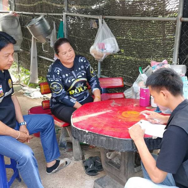 หน่วย FMMU ศวอ.บุรีรัมย์ เข้าดำเนินการติดตามการเพิ่มประสิทธิภาพการผลิตปศุสัตว์ในฟาร์มเกษตรกรผู้เลี้ยงโคนมโนนสุวรรณ อ.โนนสุวรรณ จ.บุรีรัมย์ 