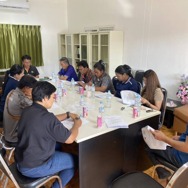 เข้าร่วมประชุมคณะกรรมการการดำเนินการสหกรณ์โคนมอำเภอปะคำ