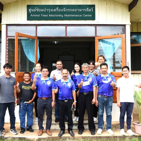 ศคอ.ร่วมภารกิจส่งมอบเสบียงสัตว์แกเกษตรกร จำนวน 5,000 กิโลกรัม จ.ฉะเชิงเทรา   
